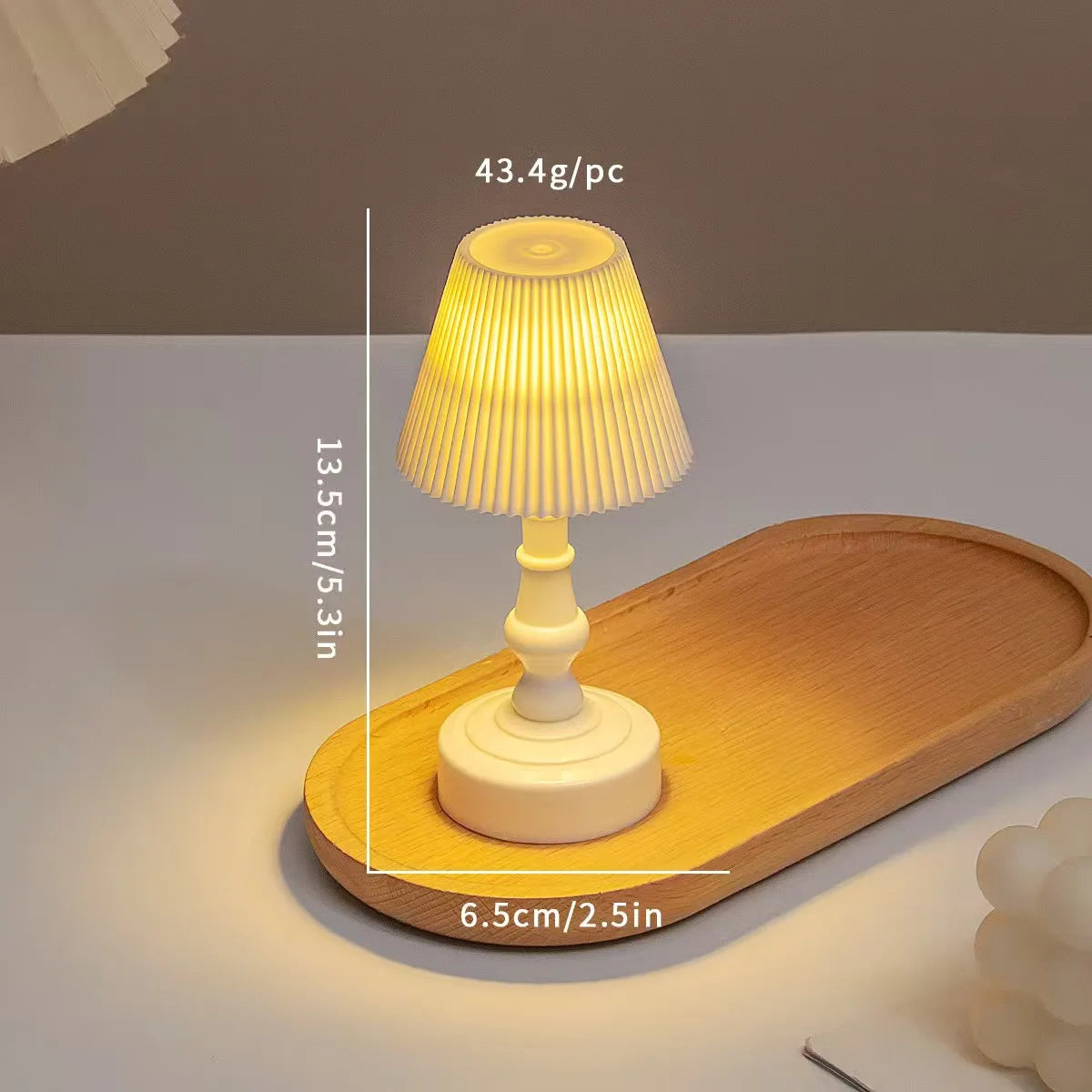 Miniature Retro Flower Desk Lamp