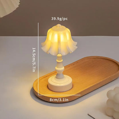 Miniature Retro Flower Desk Lamp