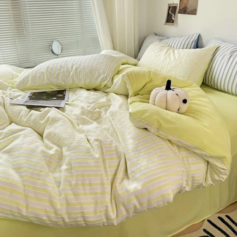 Striped Style Bedding Set