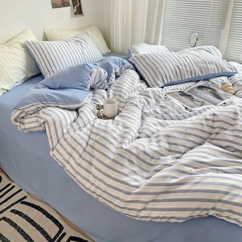 Striped Style Bedding Set