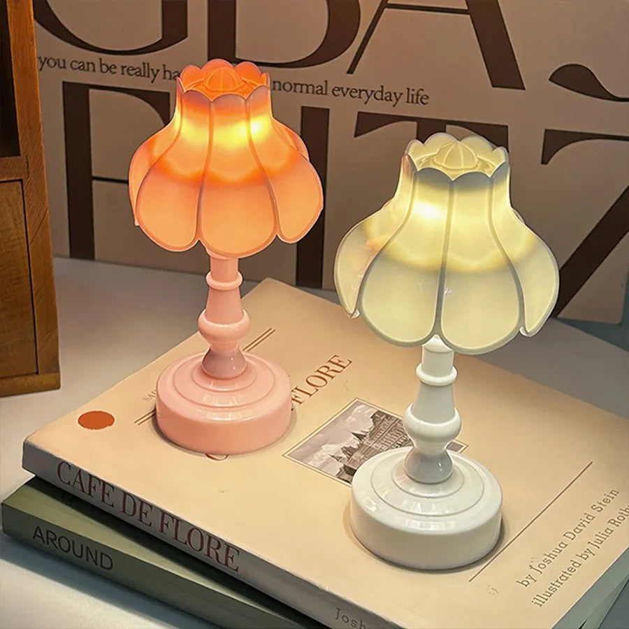 Miniature Retro Flower Desk Lamp