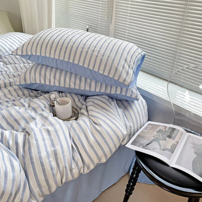 Striped Style Bedding Set