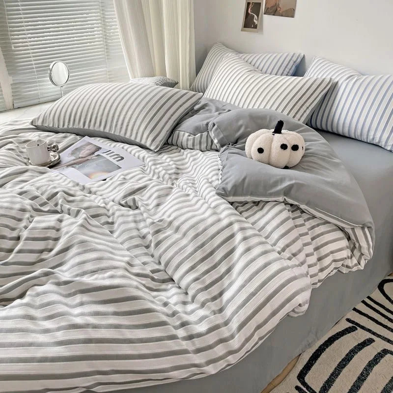 Striped Style Bedding Set